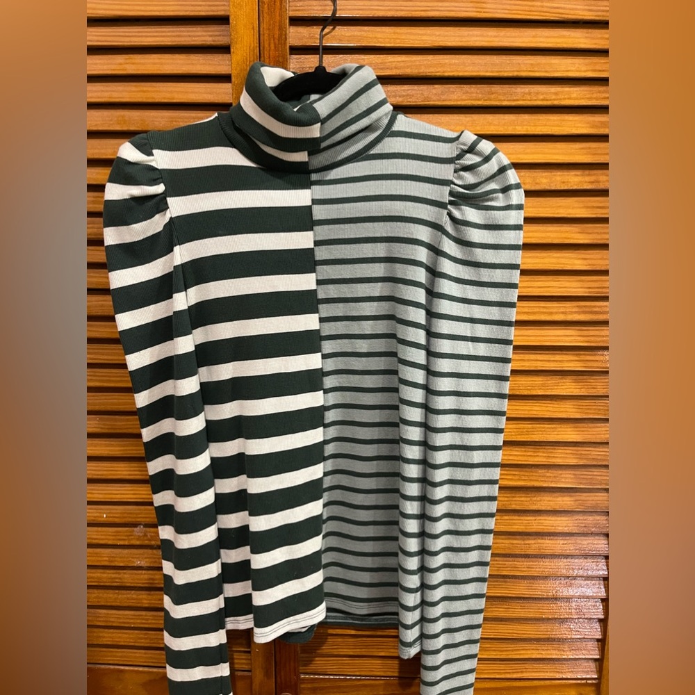 Veronica Beard Colorblock Cedar Turtle neck - Forest/Ivory